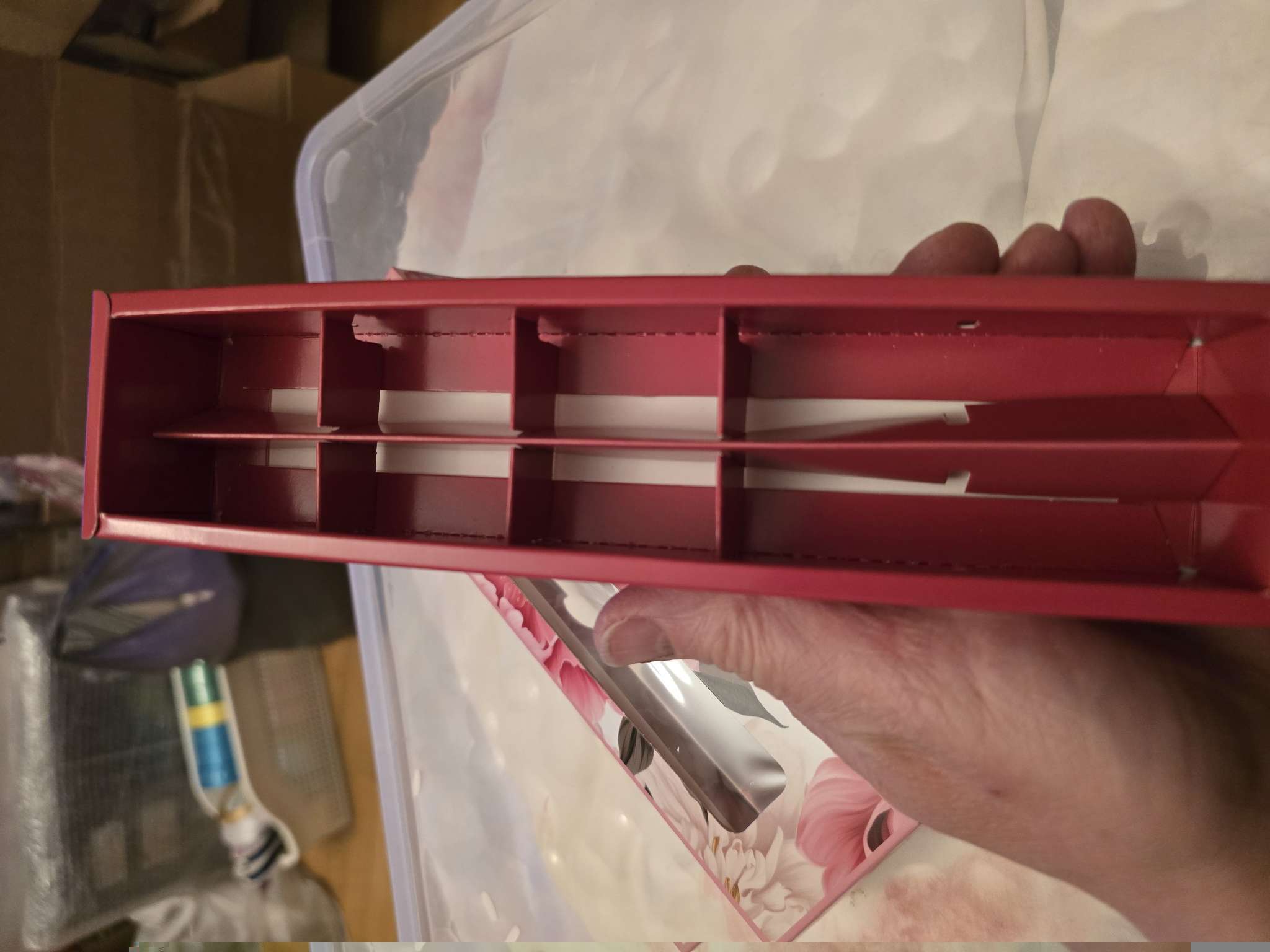 Фотография покупателя товара Коробка для 5 конфет с обечайкой, с окном «Презент», 21×5×3.3 см - Фото 3