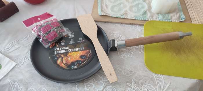 Фотография покупателя товара Сковорода блинная Wild Kitchen, d=24 см, лопатка и губка в комплекте, чугун - Фото 1