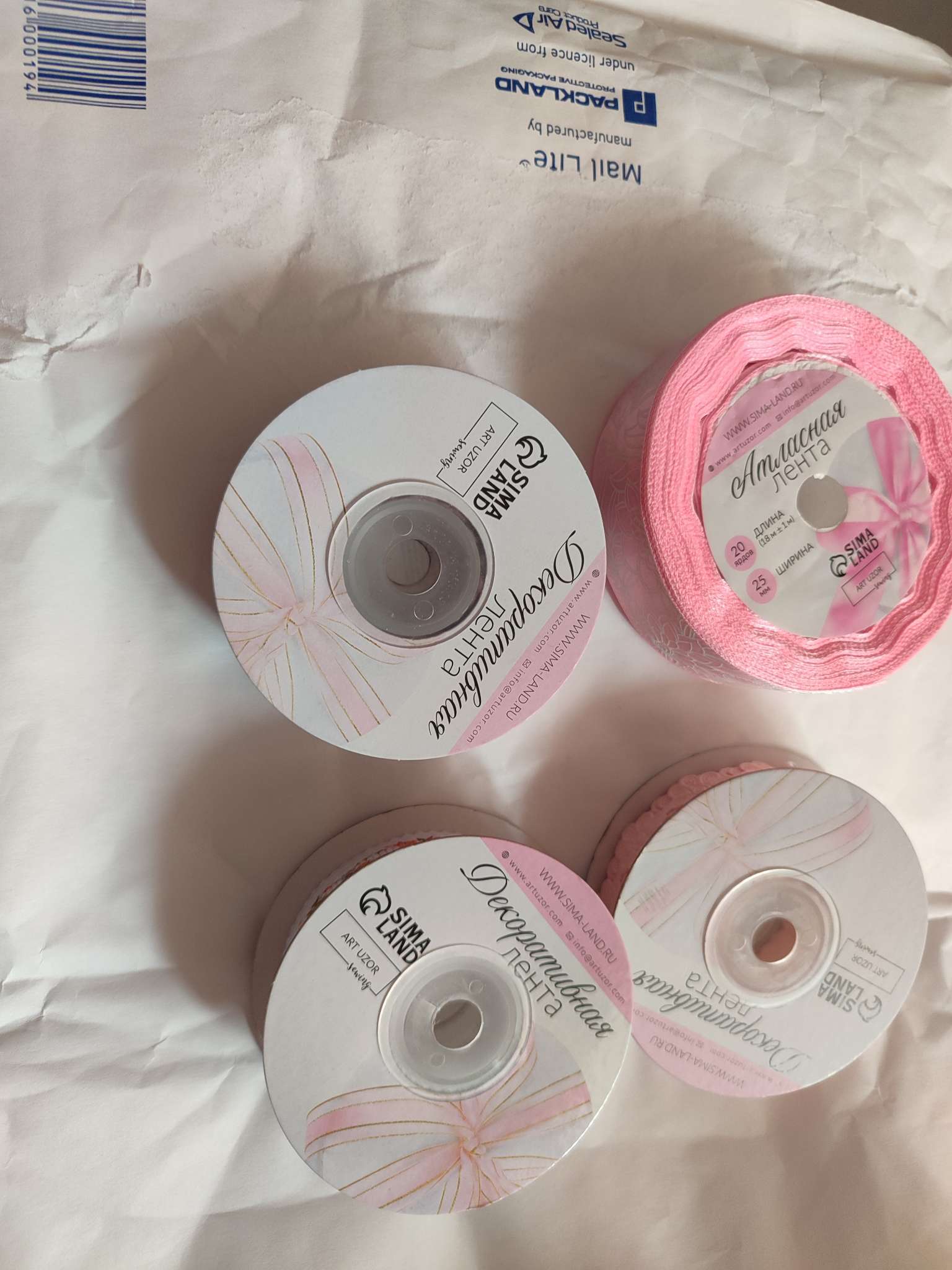 Фотография покупателя товара Зеркало карманное «Корги», d=7 см, разноцветное - Фото 3