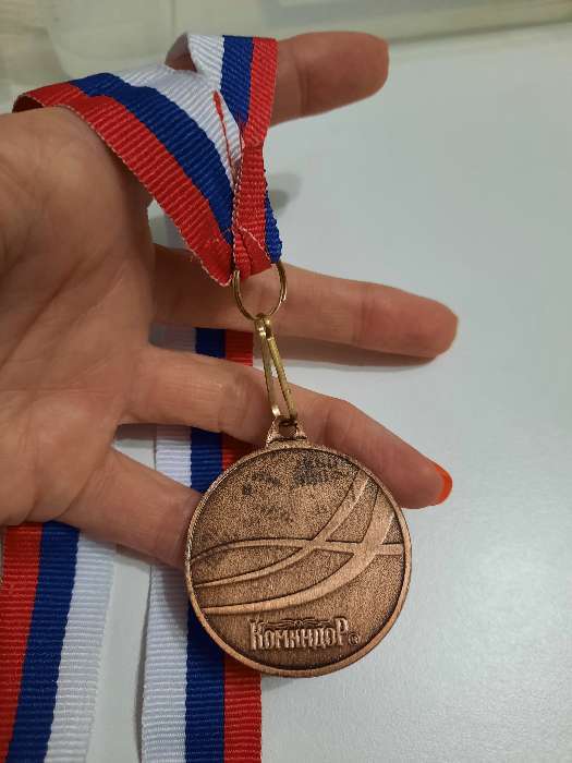 Фотография покупателя товара Медаль призовая 186, d= 4 см. 2 место. Цвет серебро. С лентой - Фото 4