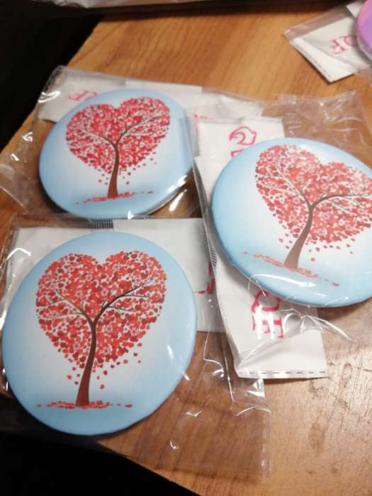 Фотография покупателя товара Зеркало складное «Деревья», d=7.5 см, с увеличением х2, голубой/красный - Фото 1