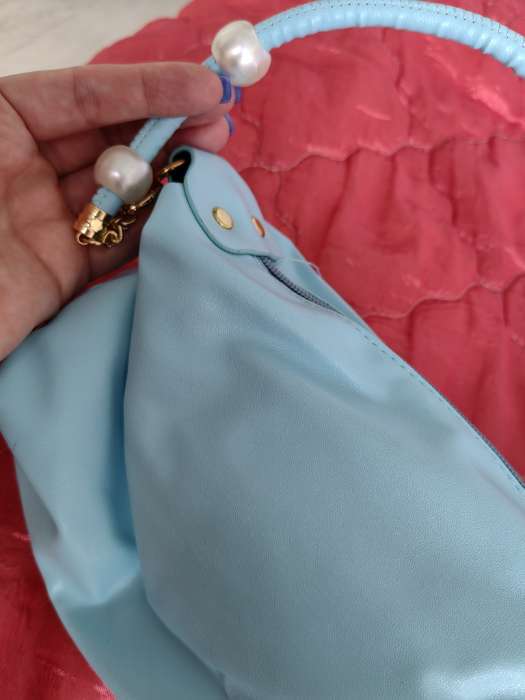 Фотография покупателя товара Сумка женская багет на молнии, 27×7.5×13 см, белая - Фото 2