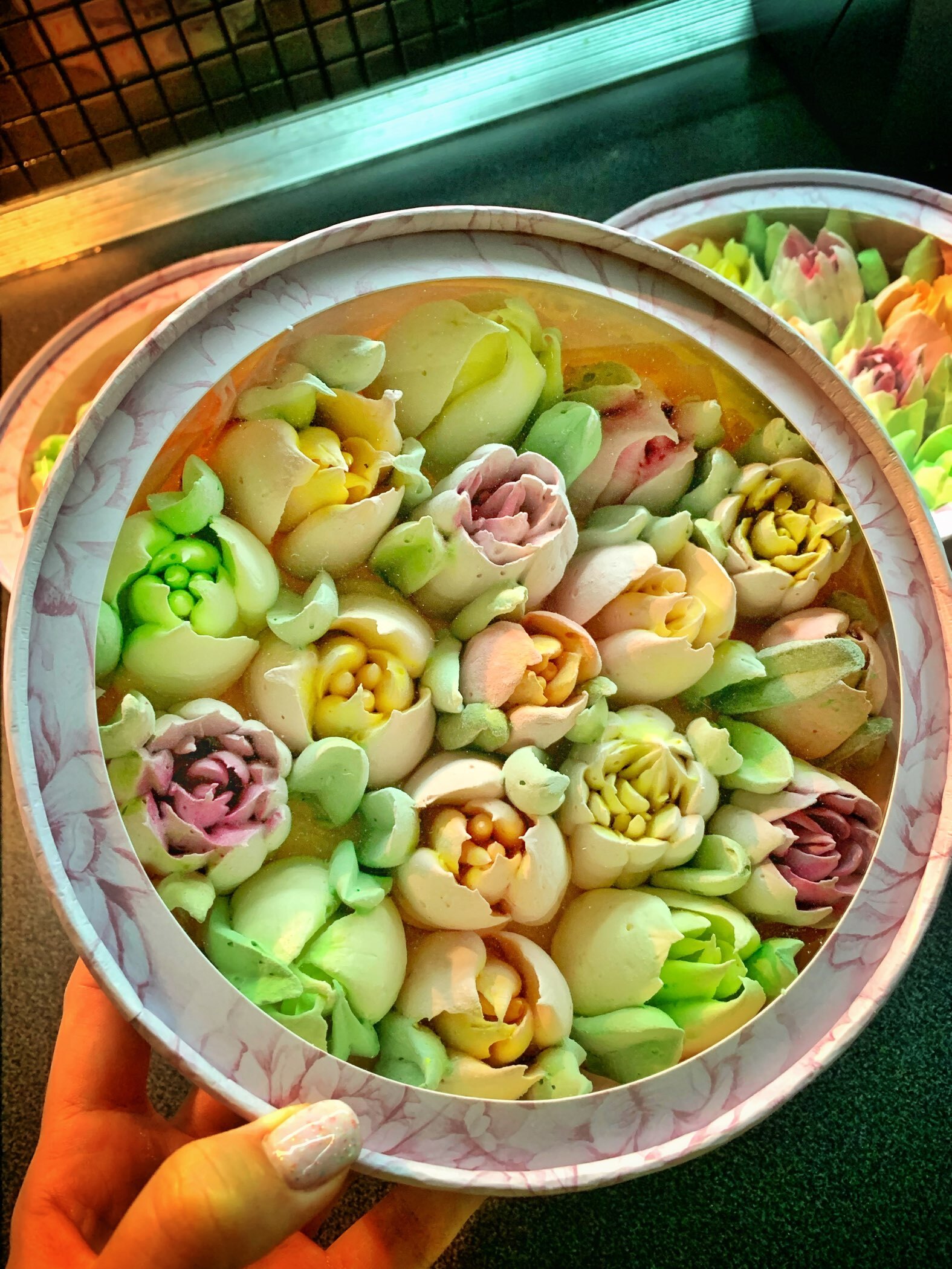 Фотография покупателя товара Коробка для макарун, кондитерская упаковка тубус с окном With love 20×20×5 см - Фото 9