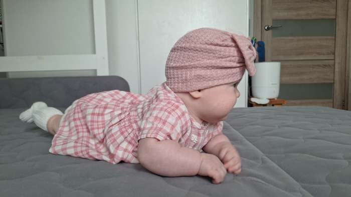 Фотография покупателя товара Шапка для девочки «Крошка Я. Бантик», размер 46-48 см, синяя - Фото 4