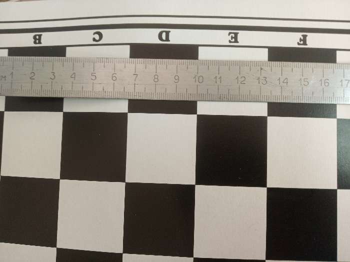 Фотография покупателя товара Шахматное поле "Классика", картон, 32 × 32 см - Фото 3