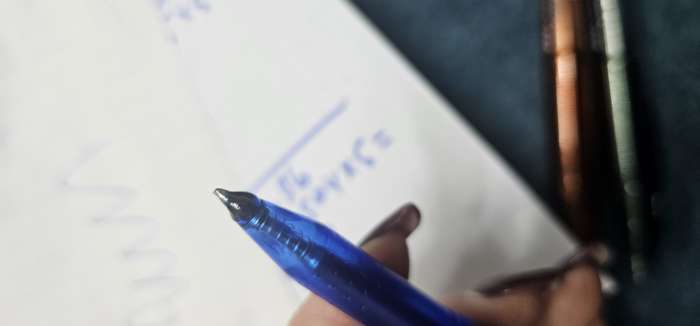 Фотография покупателя товара Стираемая ручка, шариковая, синий стержень, узел 0.5 мм, МИКС - Фото 6