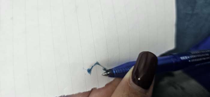 Фотография покупателя товара Стираемая ручка, шариковая, синий стержень, узел 0.5 мм, МИКС - Фото 7