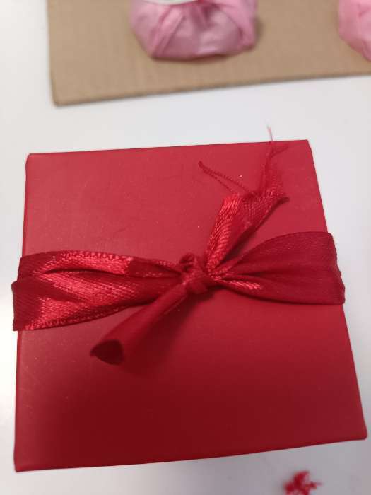 Фотография покупателя товара Коробочка подарочная складная «Презент», 6×6×6 см, розовый - Фото 11