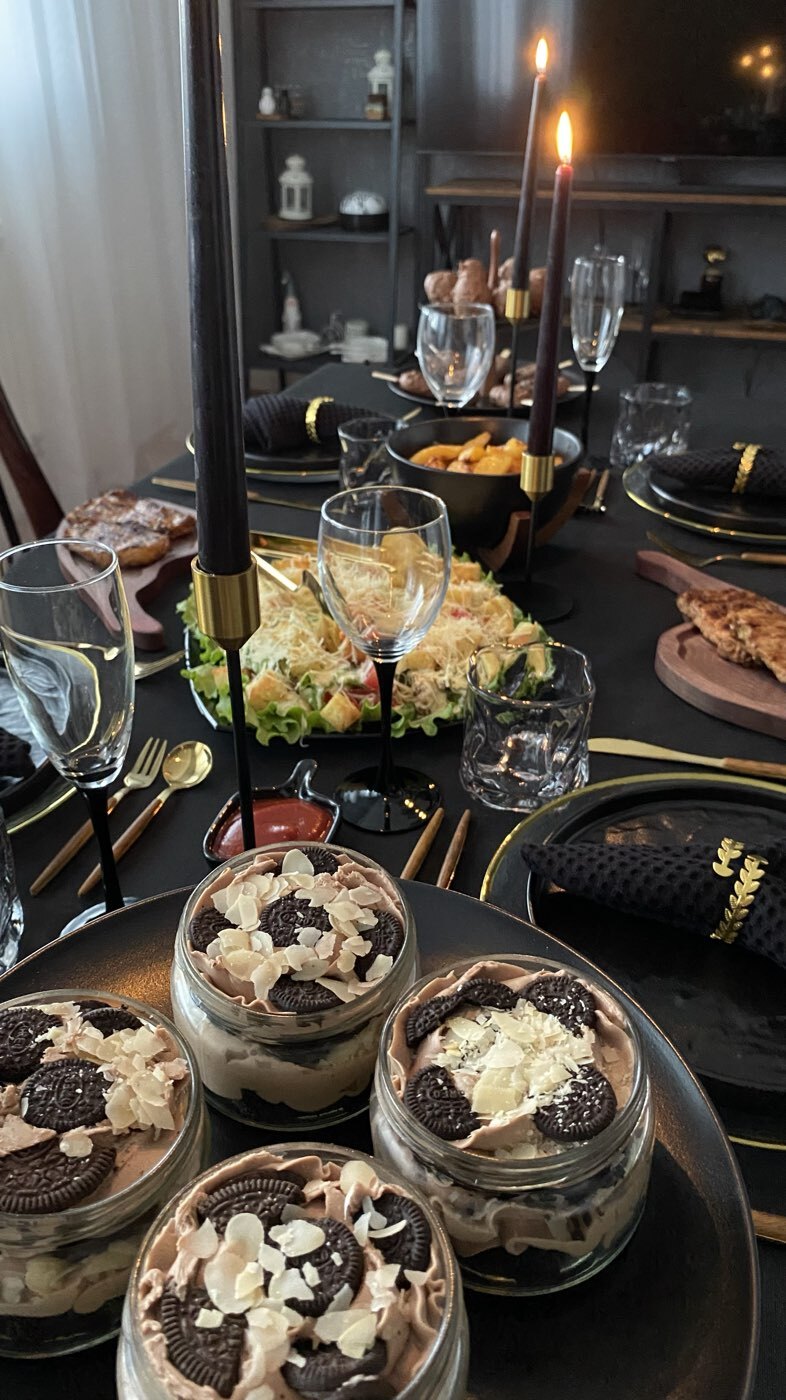 Фотография покупателя товара Блюдо фарфоровое для подачи Magistro «Галактика», 27×12.5 см, чёрный - Фото 6