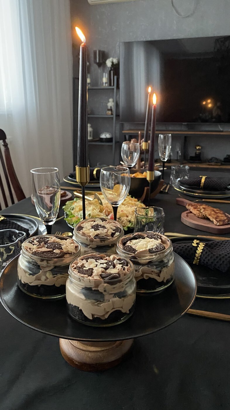 Фотография покупателя товара Блюдо фарфоровое для подачи Magistro «Галактика», 27×12.5 см, чёрный - Фото 8