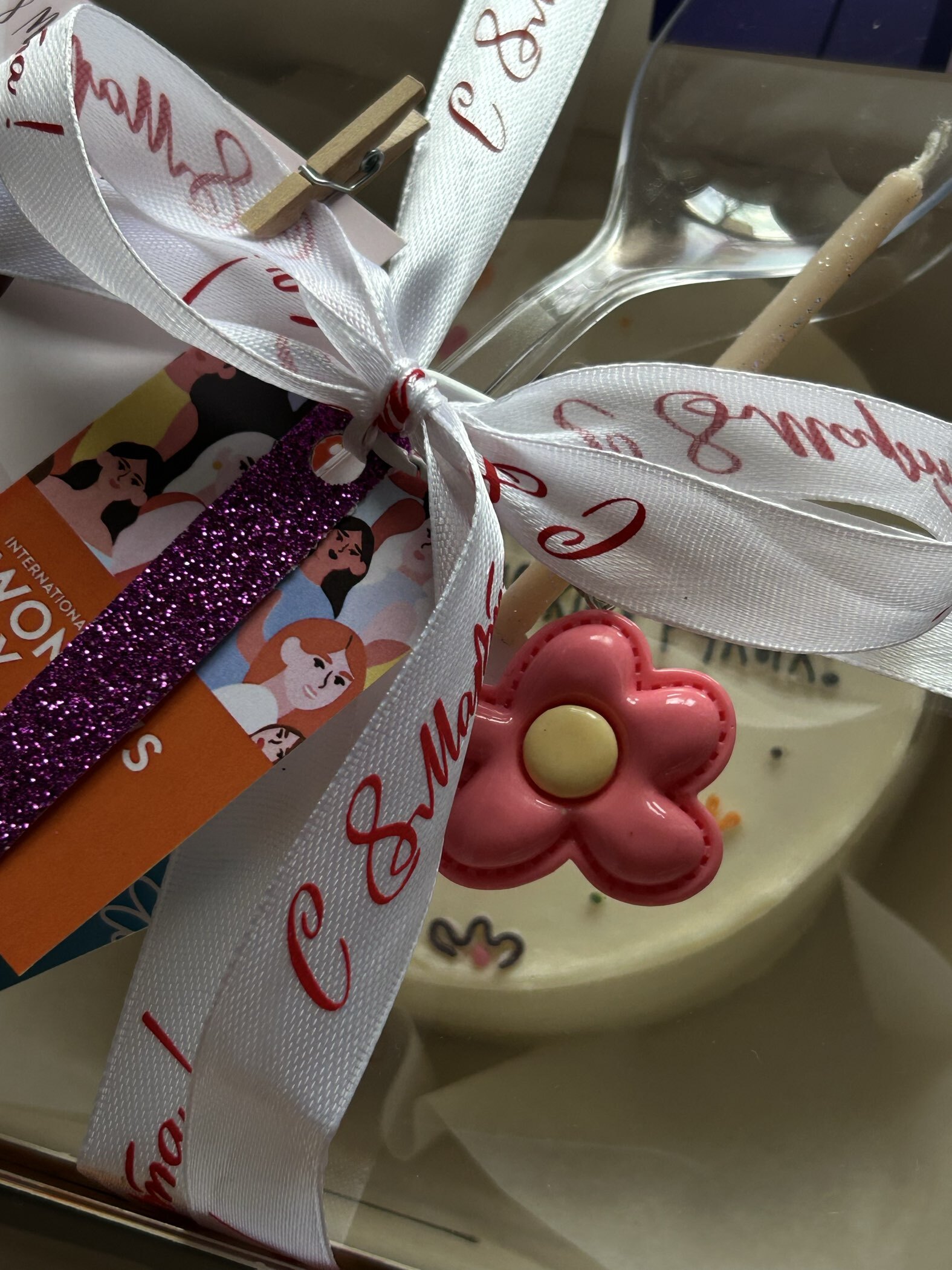 Фотография покупателя товара Лента атласная «С 8 Марта», 15 мм, 23±1 м, белая, розовая №001 - Фото 5