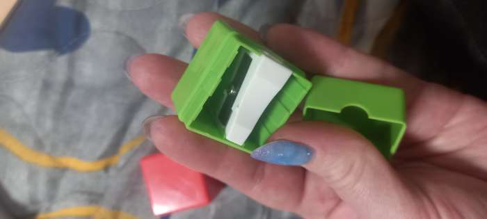 Фотография покупателя товара Точилка 1 отверстие с контейнером ErichKrause "S-Cube" с контейнером, МИКС 4 вида - Фото 4