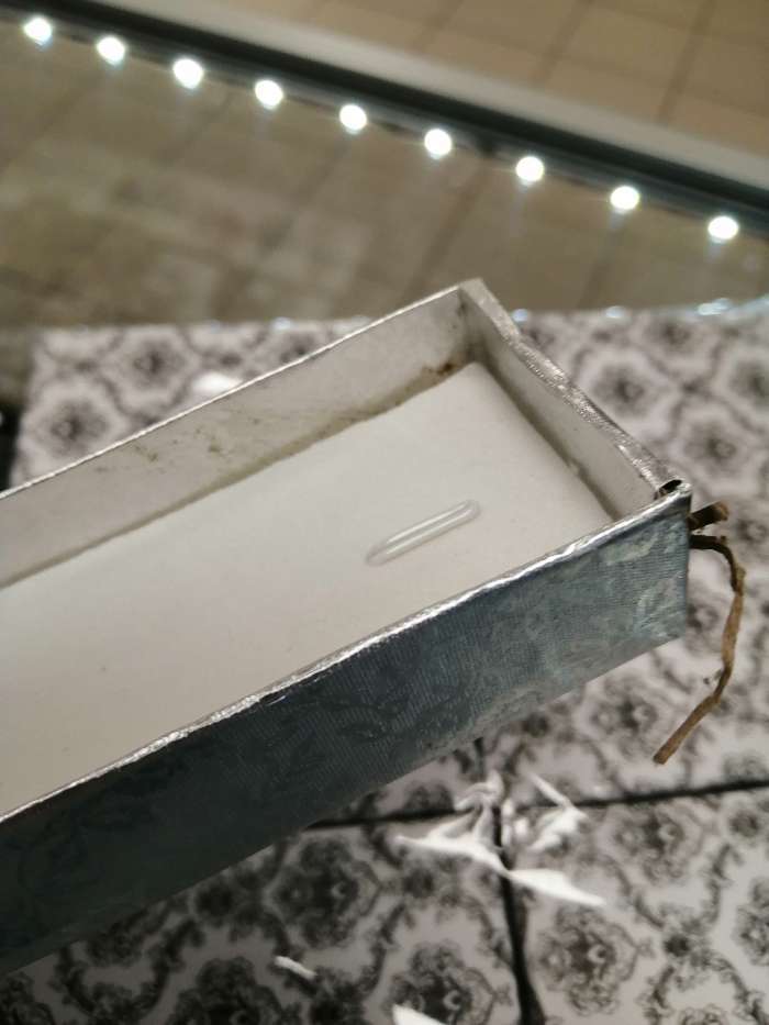 Фотография покупателя товара Коробочка подарочная под цепочку/кулон "Слиток", 12*4, цвет серебро