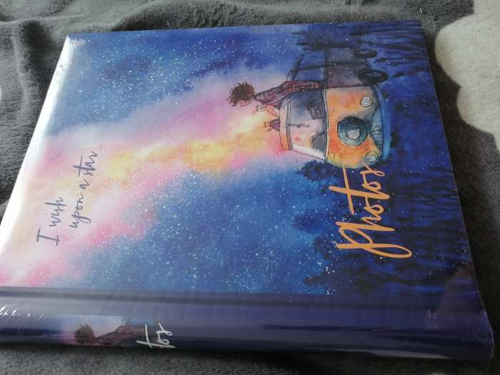 Фотография покупателя товара Фотоальбом магнитный на 10 листов «Ccosmo sketch Млечный путь», 23×28 см - Фото 3