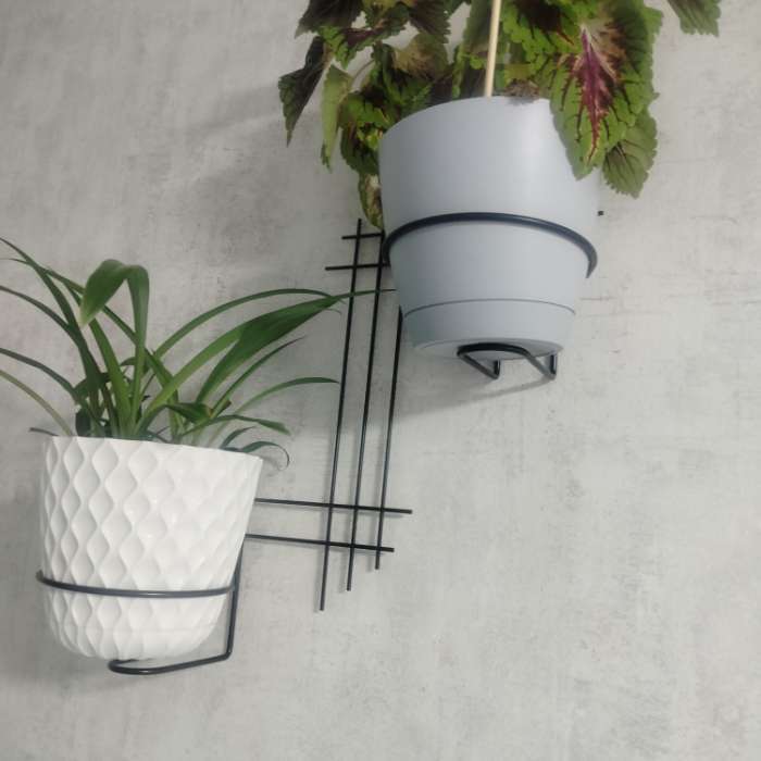 Фотография покупателя товара Подвес для кашпо, настенный, d = 16 см, чёрный, «Прямая-2» - Фото 3