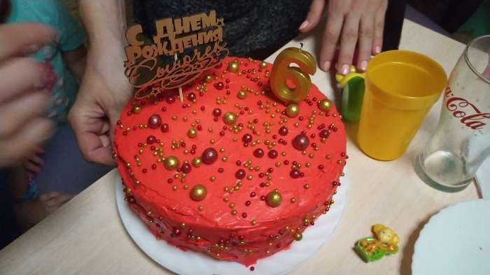 Фотография покупателя товара Свеча в торт на шпажке «‎Грань», цифра "6",золотая, 5 см