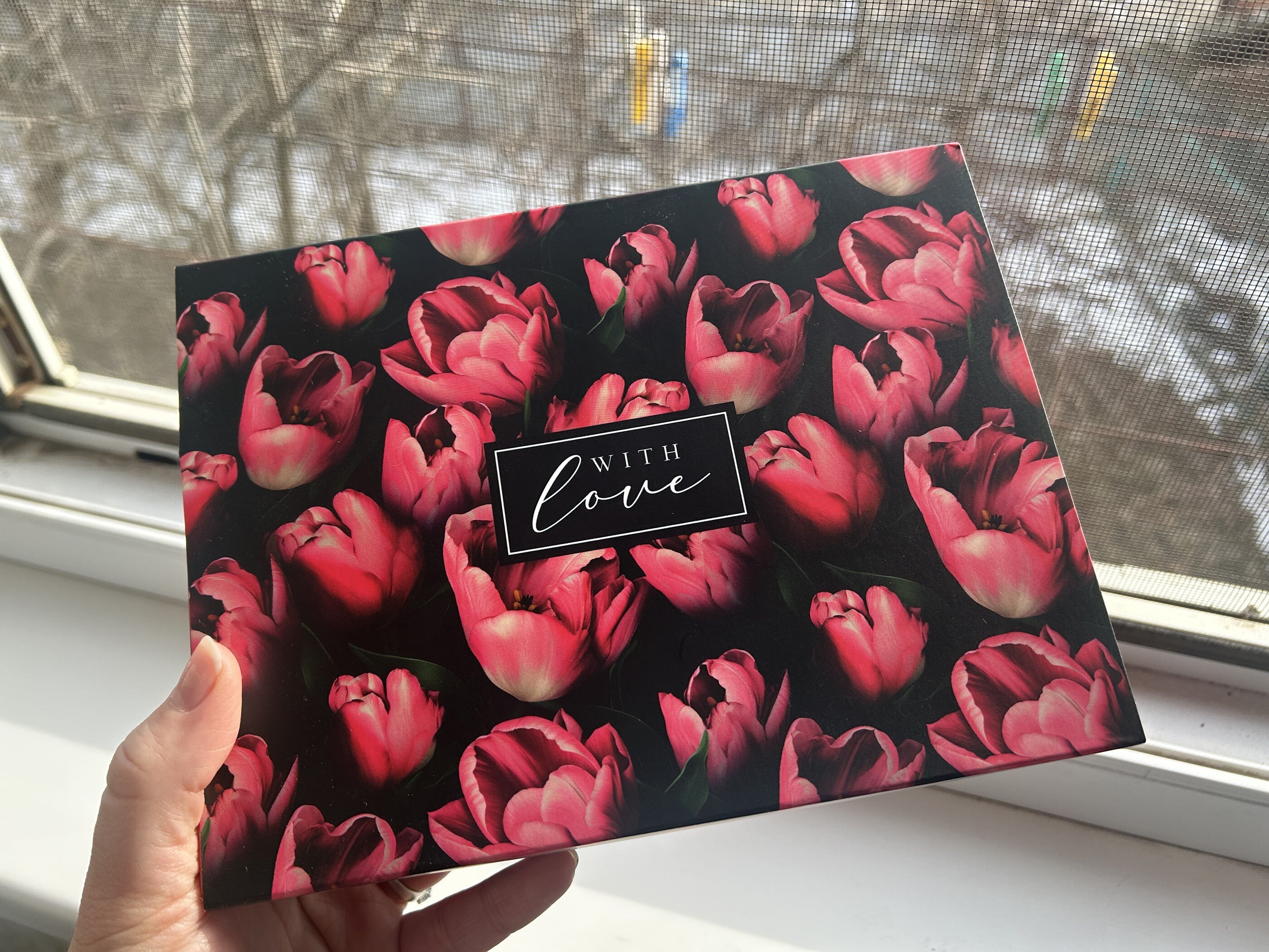 Фотография покупателя товара Коробка кондитерская, упаковка «Летай от счастья», 20 х 15 х 5 см - Фото 7