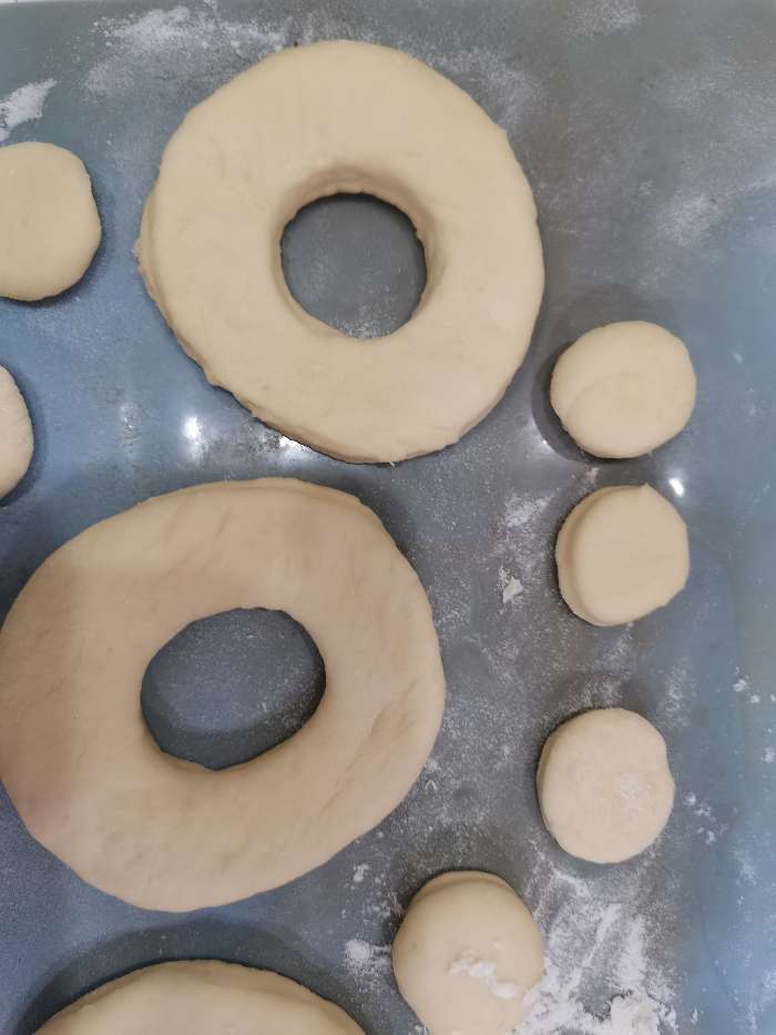 Фотография покупателя товара Форма для пончиков Доляна «Классика», 8,5×8,5×7 см - Фото 4