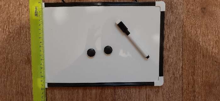 Фотография покупателя товара Доска магнитно-маркерная с магнитами и маркером «Классика» 1,5×30×20 см