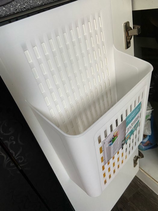 Фотография покупателя товара Корзина для хранения подвесная, 25×11×35 см, цвет белый - Фото 2