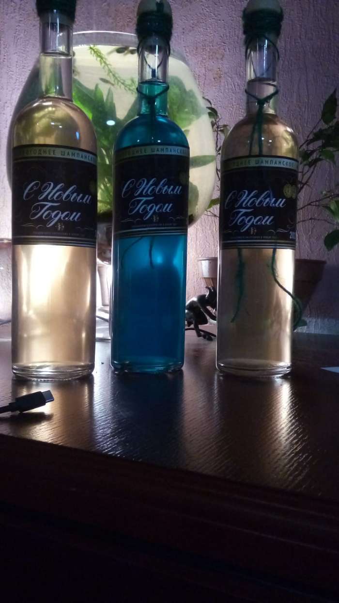 Фотография покупателя товара Бутылка стеклянная «Оригинальная», 700 мл, h=32 см, цвет прозрачный