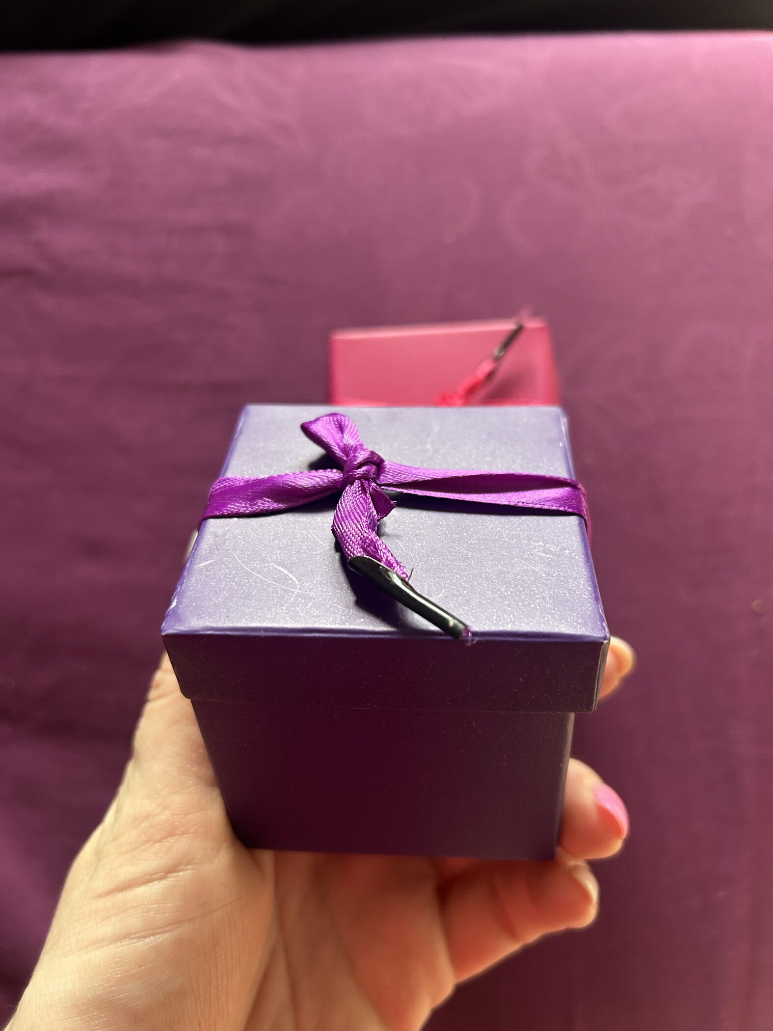 Фотография покупателя товара Коробочка подарочная складная «Презент», 6×6×6 см, фиолетовый - Фото 23