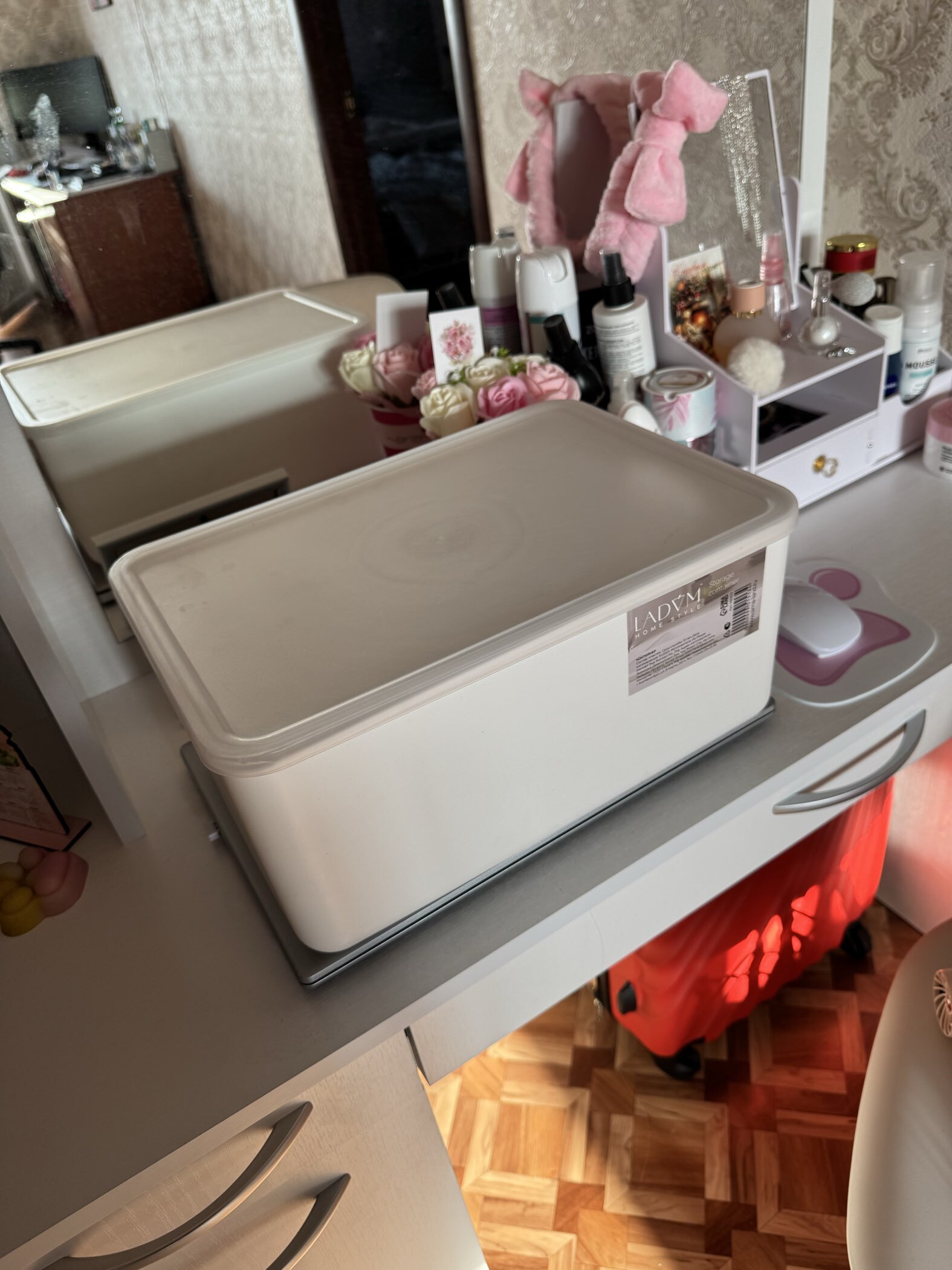 Фотография покупателя товара Контейнер для хранения с крышкой LaDо́m «Лёгкость», 36×26×16 см, пластик, белый - Фото 1