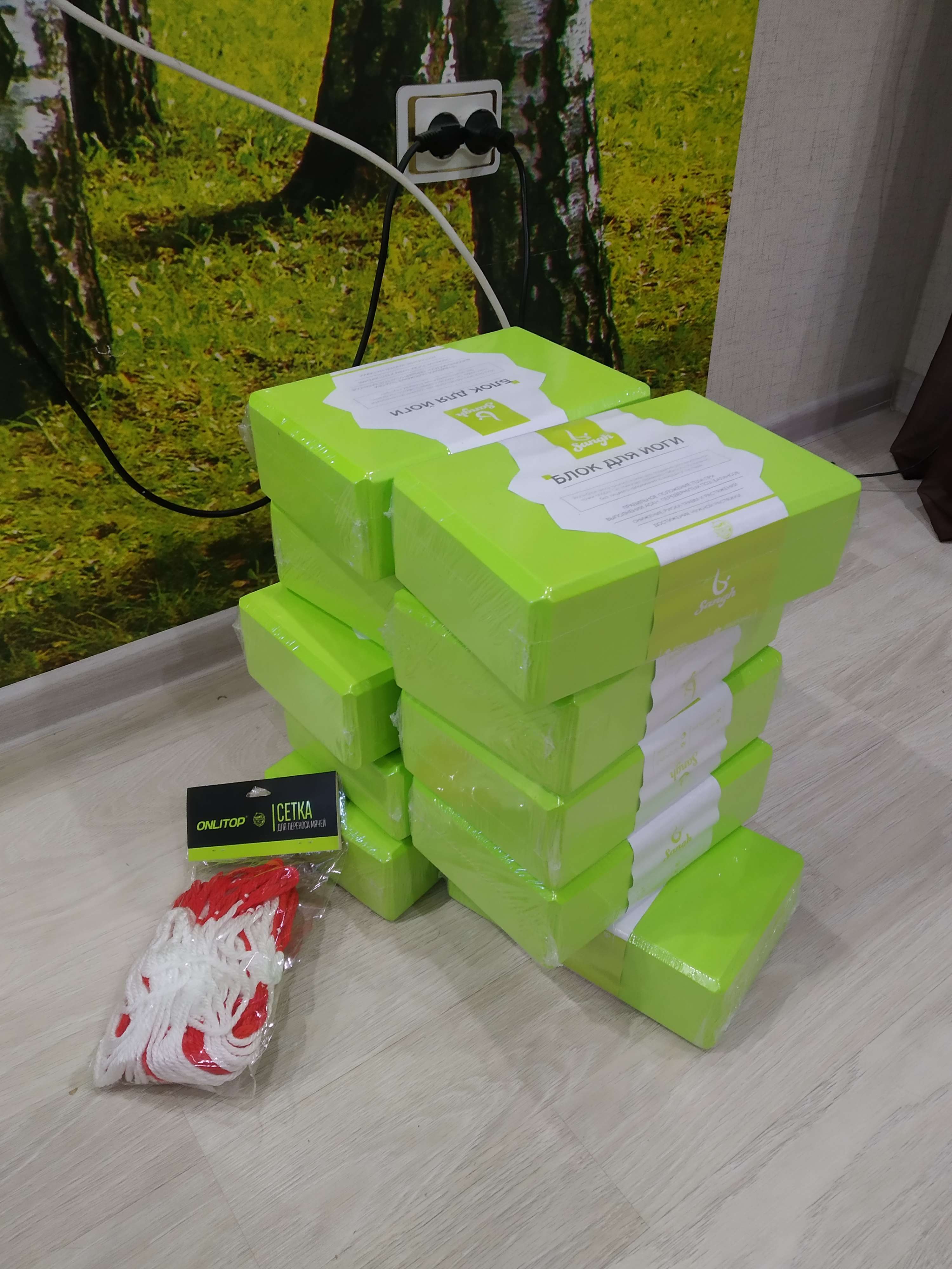 Фотография покупателя товара Блок для йоги Sangh, 23х15х8 см, цвет зелёный - Фото 8