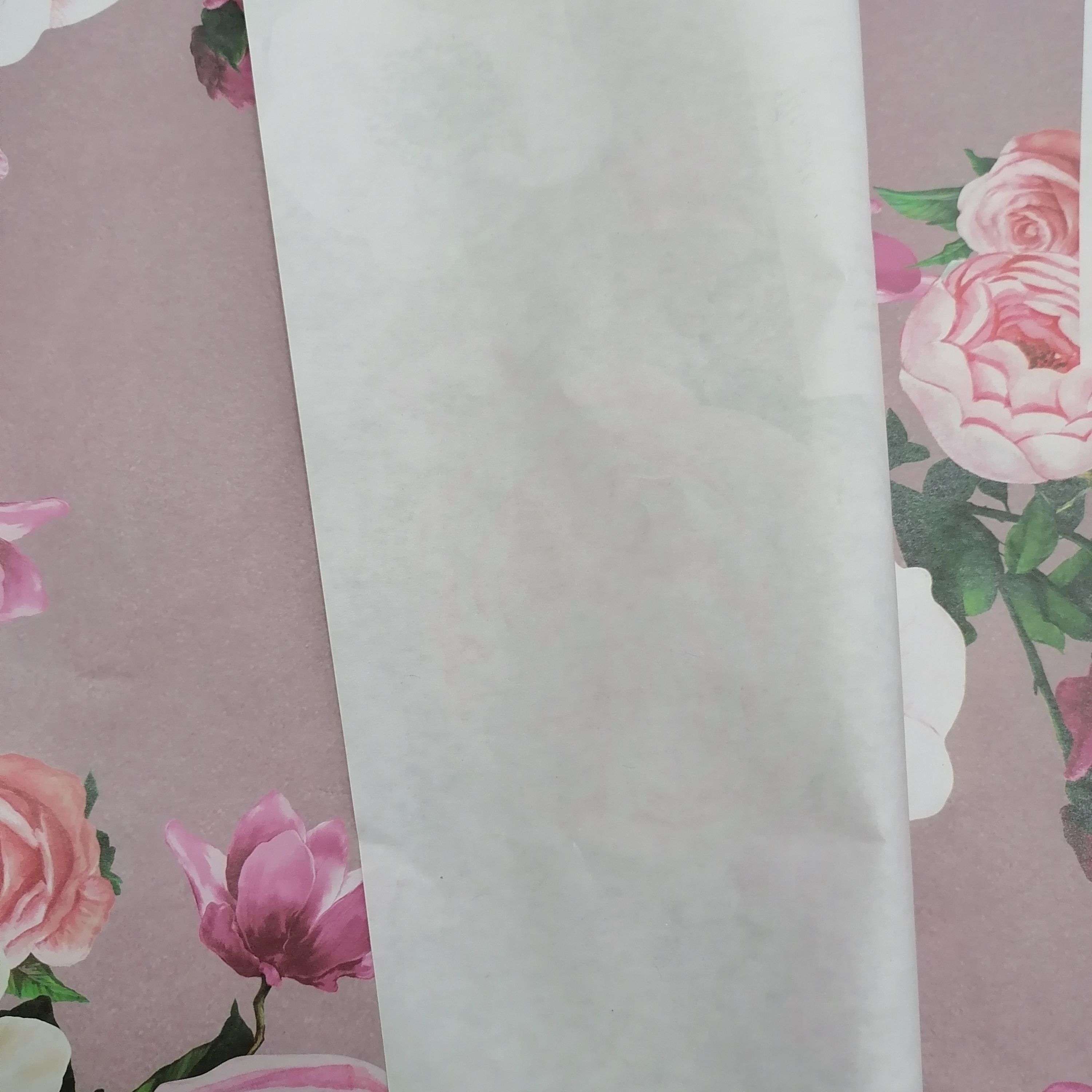 Фотография покупателя товара Бумага упаковочная крафтовая «Цветы для тебя», 50 х 70 см