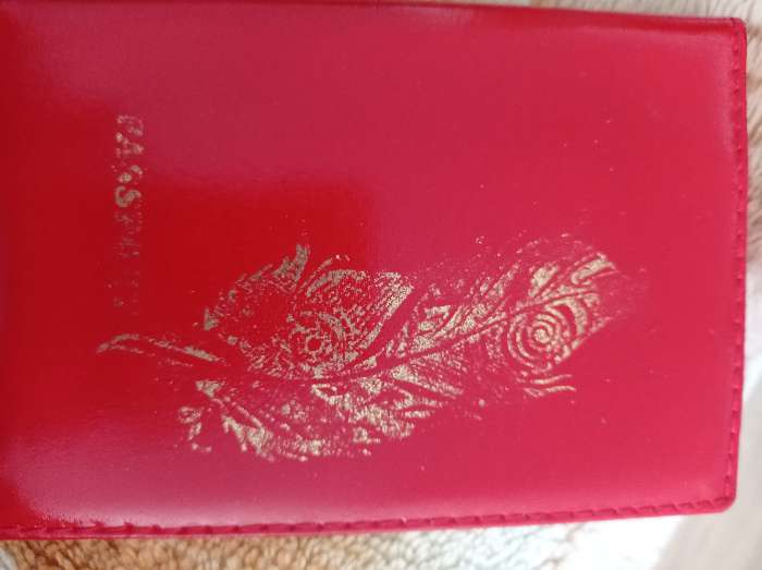 Фотография покупателя товара Обложка для паспорта, цвет алый
