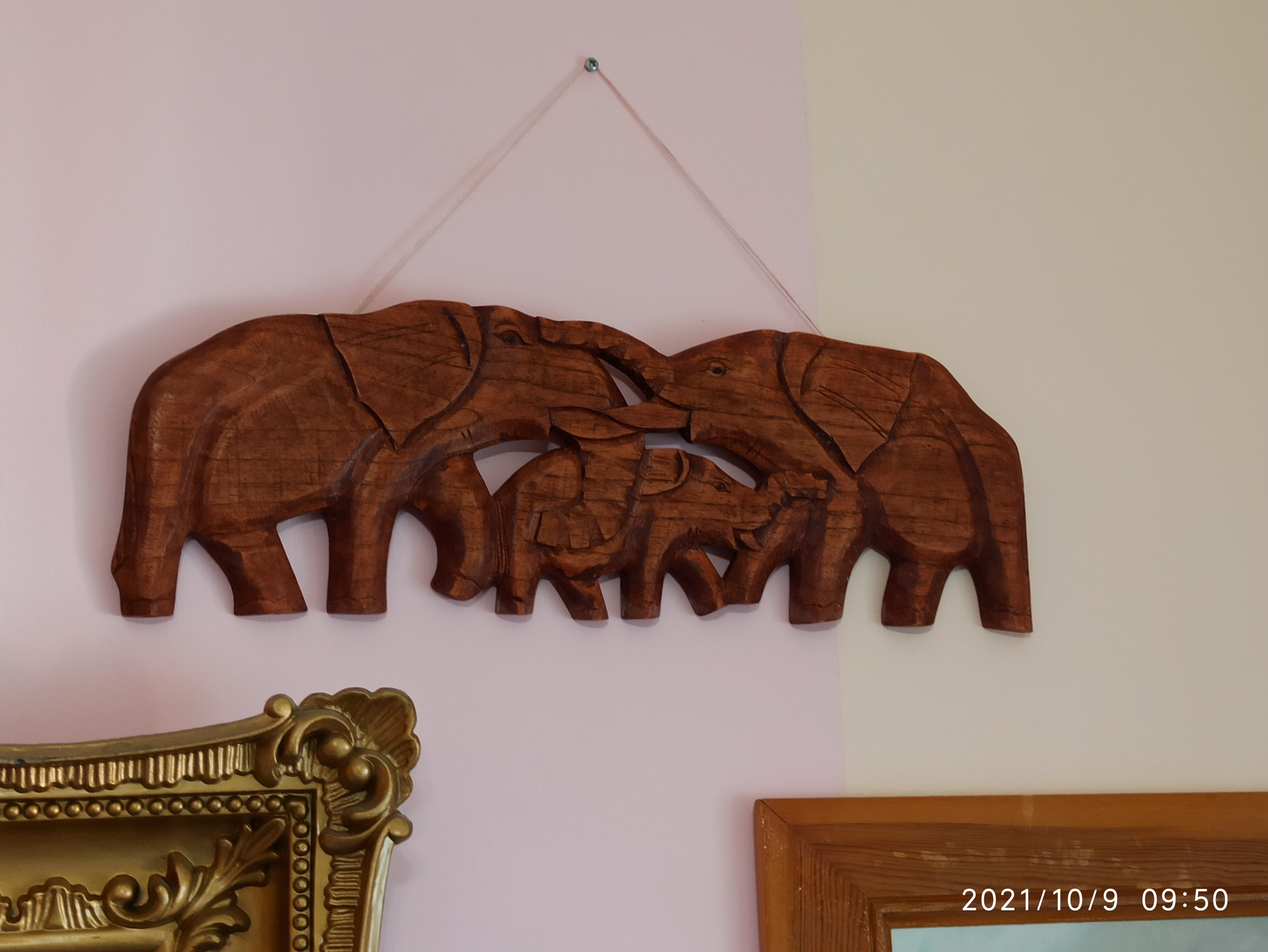 Фотография покупателя товара Панно декоративное "Семья слонов" 17,5х51х1 см - Фото 1