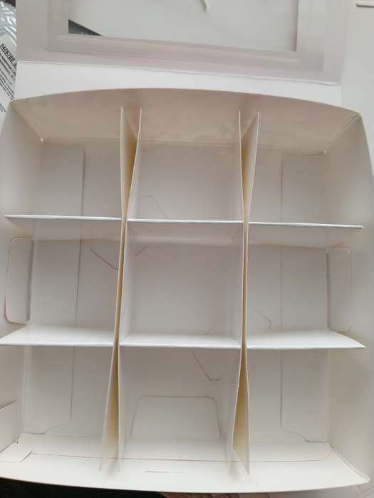 Фотография покупателя товара Коробка под 9 конфет с ячейками «Самой прекрасной» 14.5×13.5×3.5 см - Фото 3