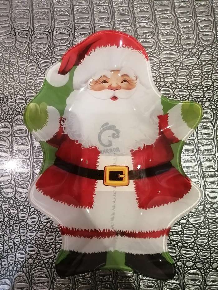 Фотография покупателя товара Блюдо стеклянное сервировочное Доляна «Дед Мороз», 19×13,5 см