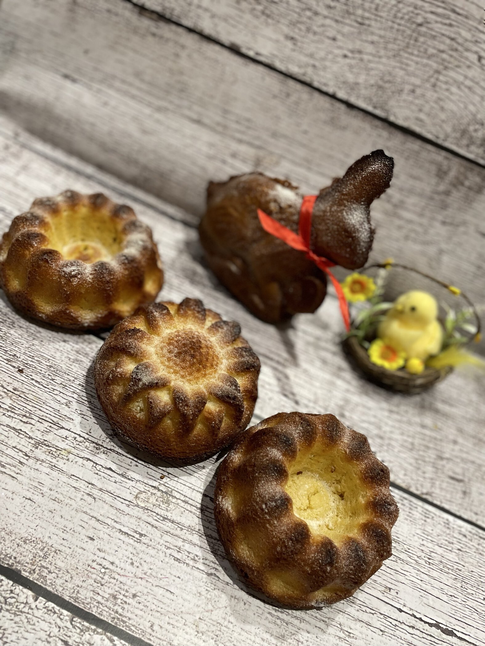 Фотография покупателя товара Форма для выпечки Доляна «Немецкий кекс», силикон, 16×13.3 см, с ручками, персиковая - Фото 6