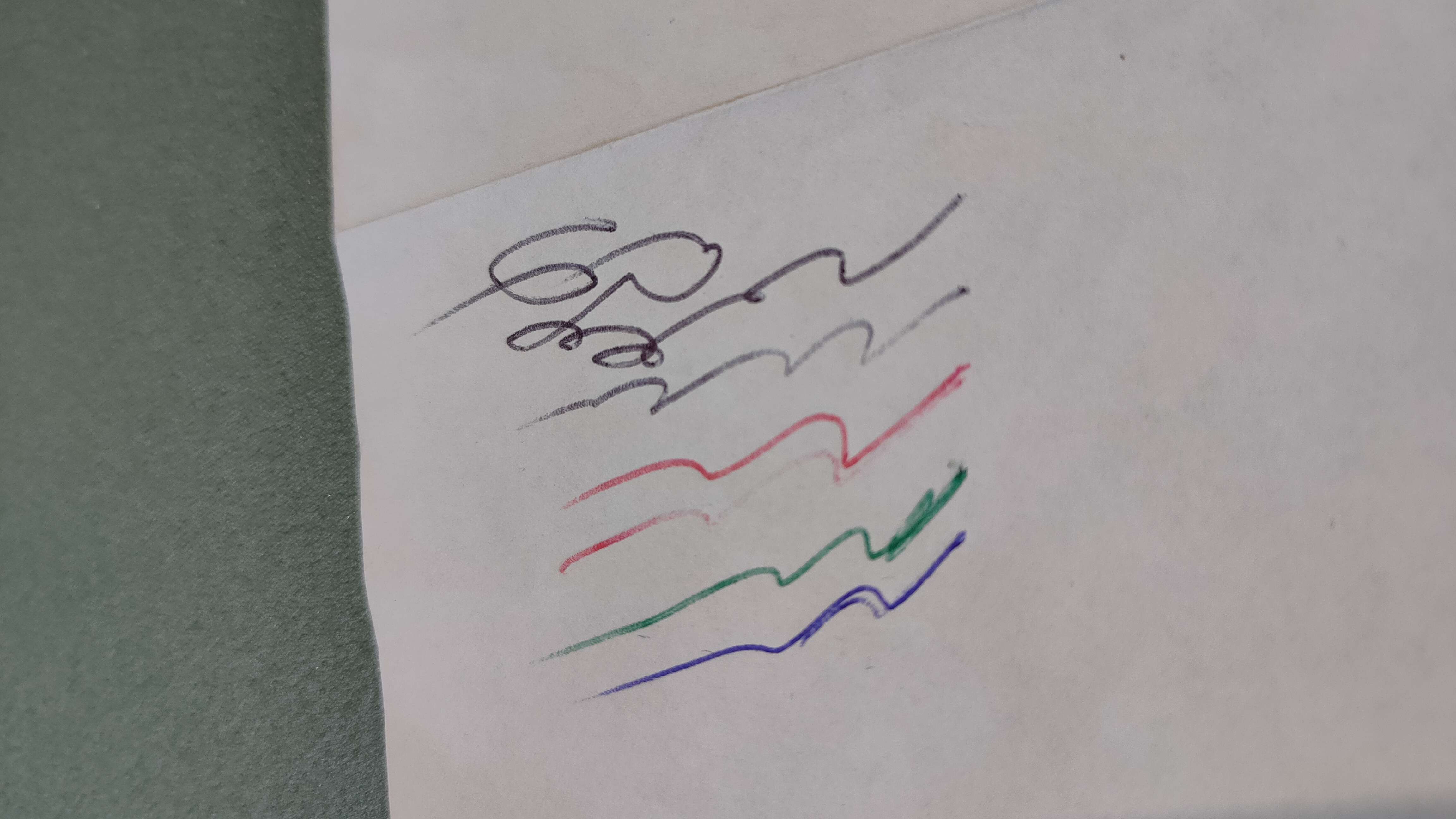 Фотография покупателя товара Набор ручек шариковых микс 4 цвета "Стамм" 111 "Офис", узел 0.7-1.0 мм, чернила: синие, красные, зеленые, чёрные, европодвес - Фото 2