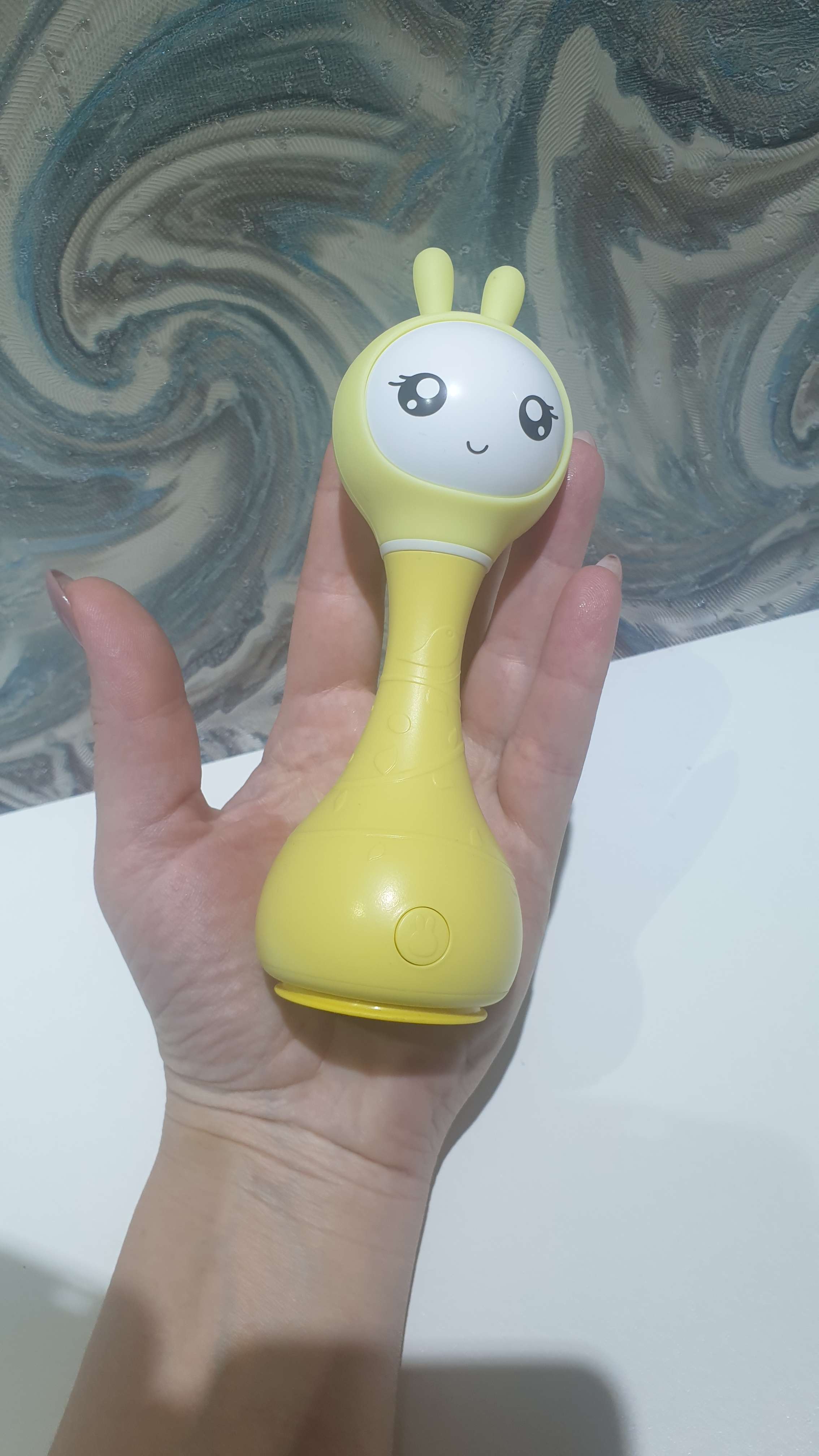 Фотография покупателя товара Музыкальная игрушка зайка alilo R1, жёлтый