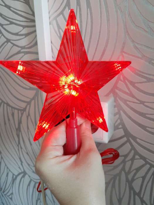 Фотография покупателя товара Светодиодная верхушка на ёлку «Звезда красная» 15 см, 10 LED, провод 2 метра, 220 В, свечение красное - Фото 26