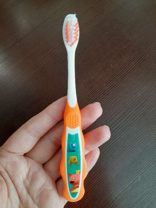Фотография покупателя товара Зубная щётка детская Bambolina «МиМиМишки» мягкая, с подушечкой для чистки языка, 3-5 лет