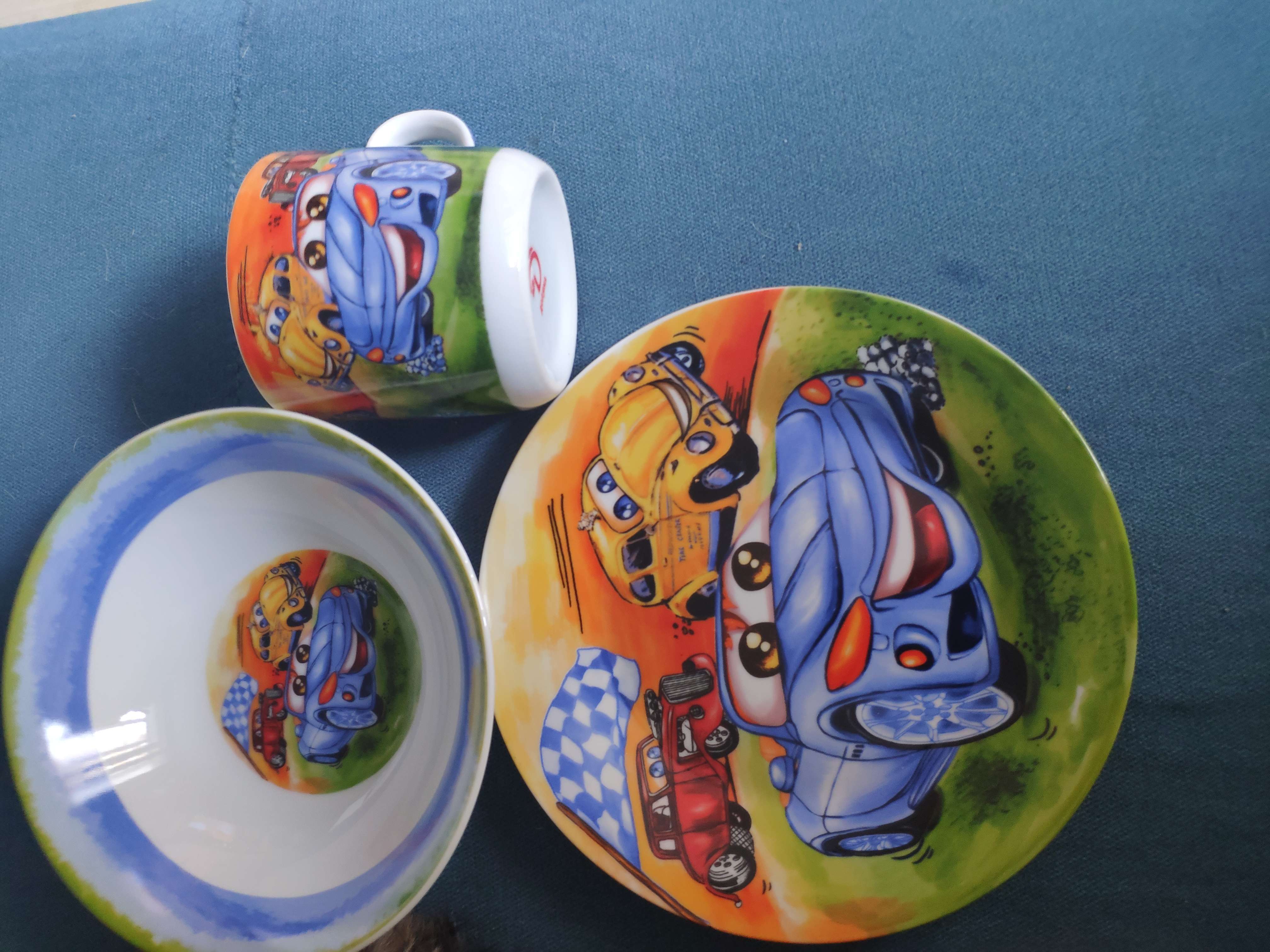 Фотография покупателя товара Набор детской посуды из керамики Доляна «Гонки», 3 предмета: кружка 230 мл, миска 400 мл, тарелка d=18 см - Фото 6