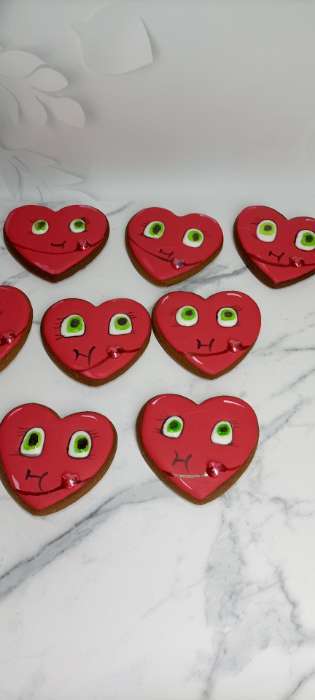 Фотография покупателя товара УЦЕНКА Кондитерская посыпка «Красный бархат №2», 25 гр - Фото 3