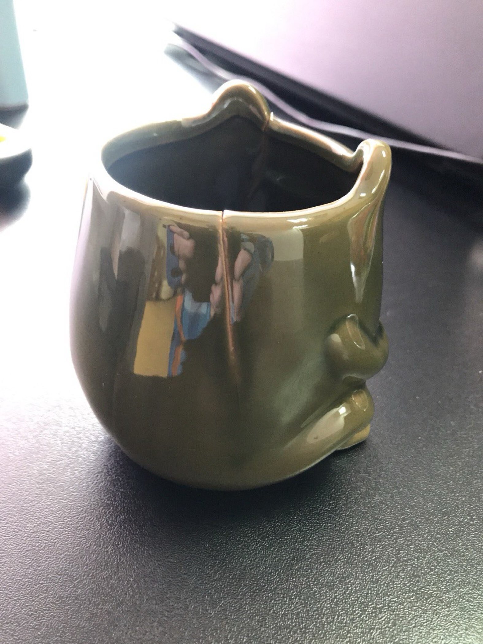 Фотография покупателя товара Декоративный горшок «Лягушка», керамический, 250 мл, 12×10×9 см, зелёный - Фото 4