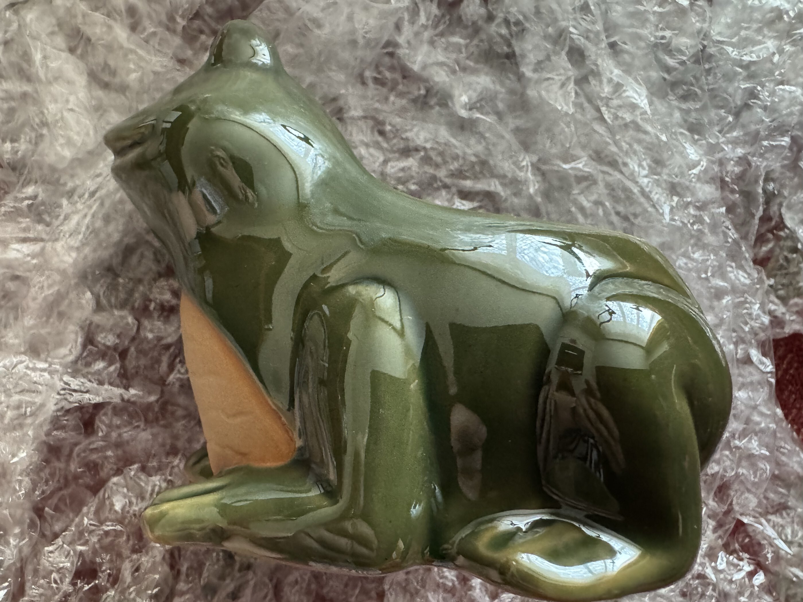 Фотография покупателя товара Декоративный горшок «Лягушка», керамический, 250 мл, 12×10×9 см, зелёный - Фото 6