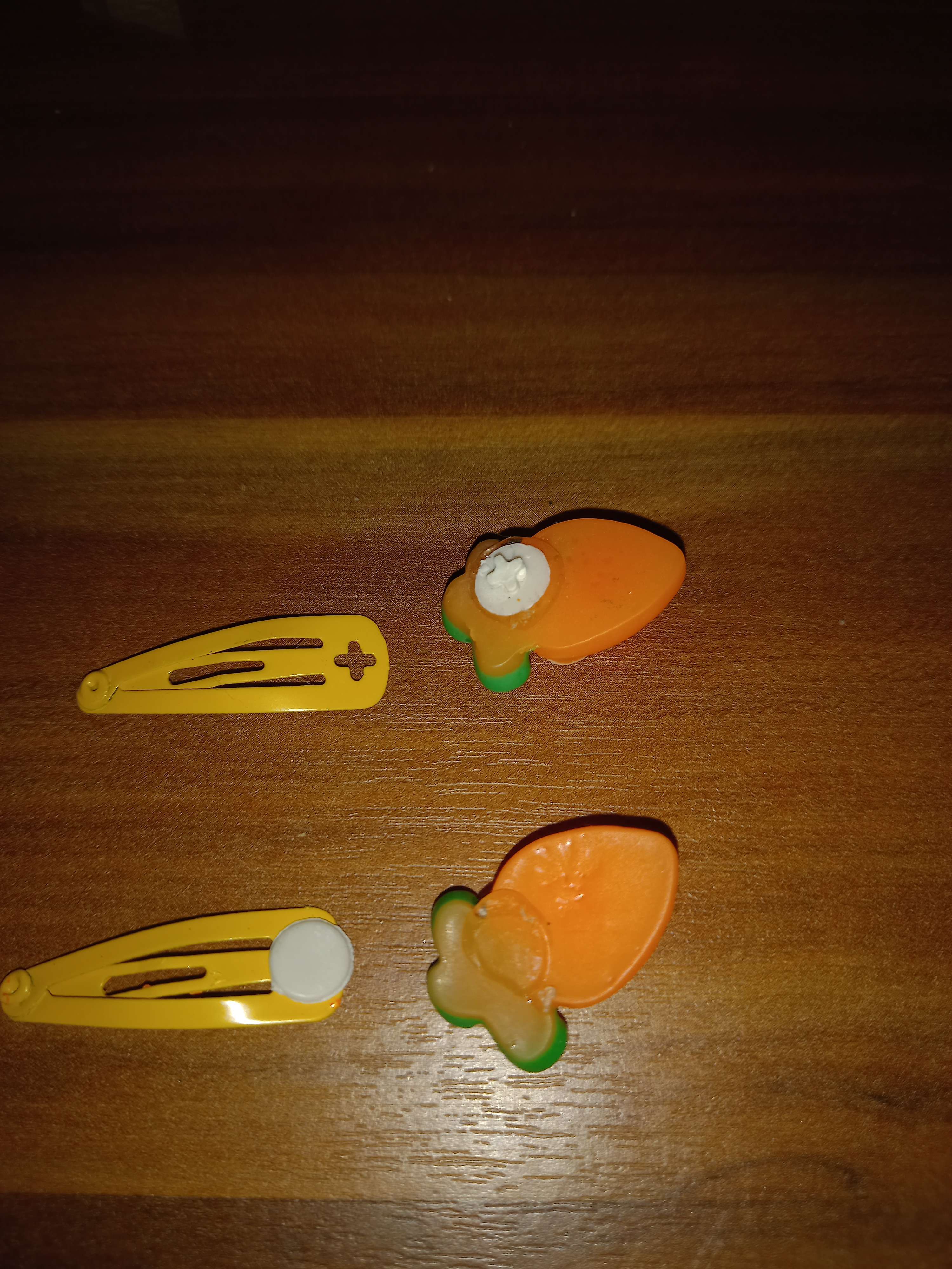 Фотография покупателя товара Комплект детский "Выбражулька" 4 предмета: 2 заколки, браслет, кольцо "Сердечки", форма МИКС, цвет МИКС - Фото 1