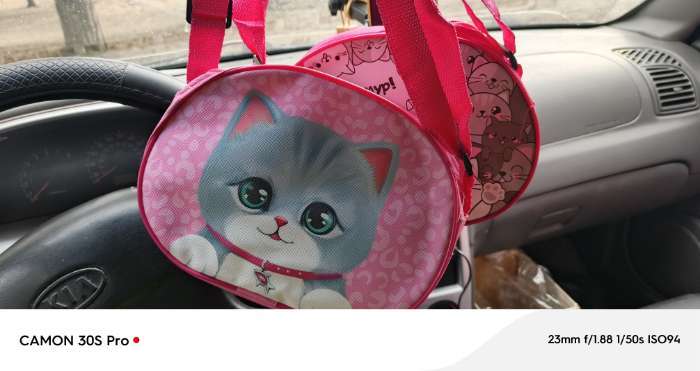 Фотография покупателя товара Сумка детская для девочки через плечо «Пушистый котик» 22х16 см - Фото 1