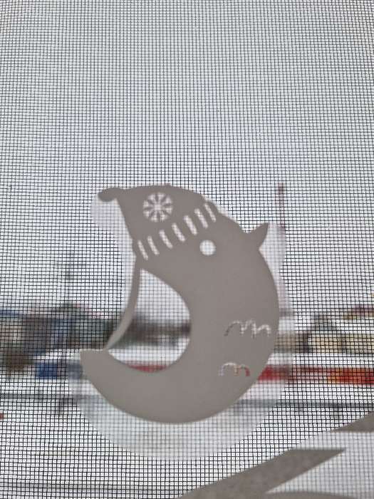 Фотография покупателя товара Наклейка для окон «Веселый Снеговичек», многоразовая, 33 × 50 см - Фото 5