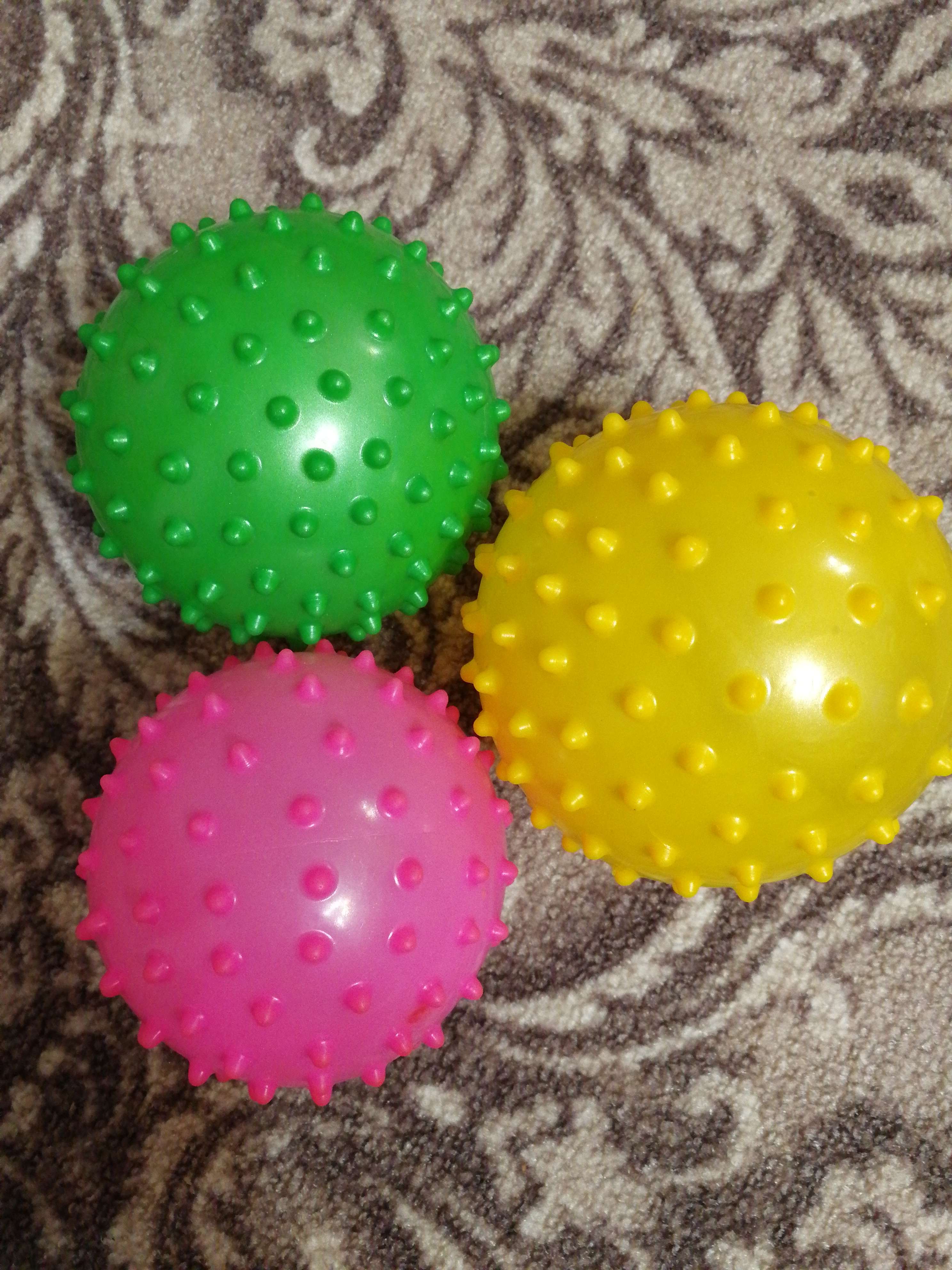 Фотография покупателя товара Мяч массажный, d=10 см, 22 г, цвета МИКС - Фото 12