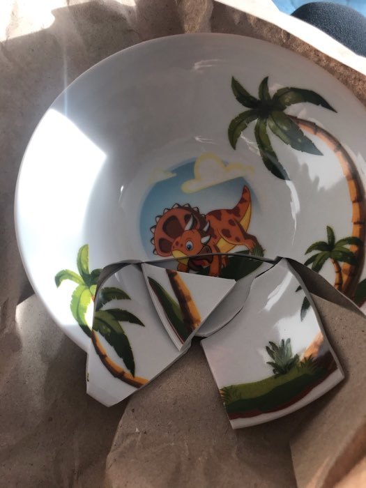 Фотография покупателя товара Набор посуды «Динозаврики», 3 предмета: кружка 200 мл, салатник 360 мл, тарелка мелкая d=17 см - Фото 5