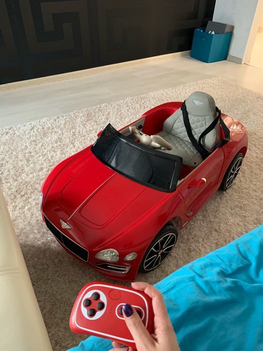 Фотография покупателя товара Электромобиль Bentley EXP 12 Speed 6e Concept, EVA колёса, кожаное сидение, цвет красный - Фото 5