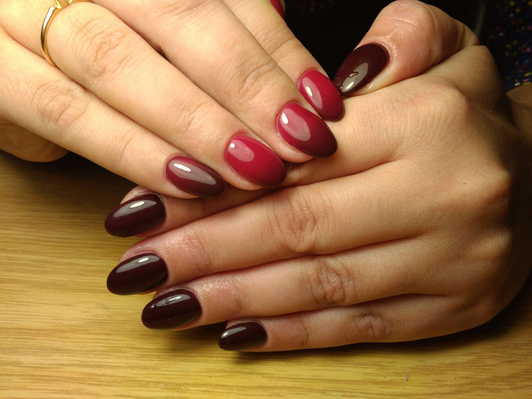 Фотография покупателя товара Гель-лак для ногтей "Термо", 10мл, LED/UV, цвет А2-076 пурпурный перламутровый - Фото 4