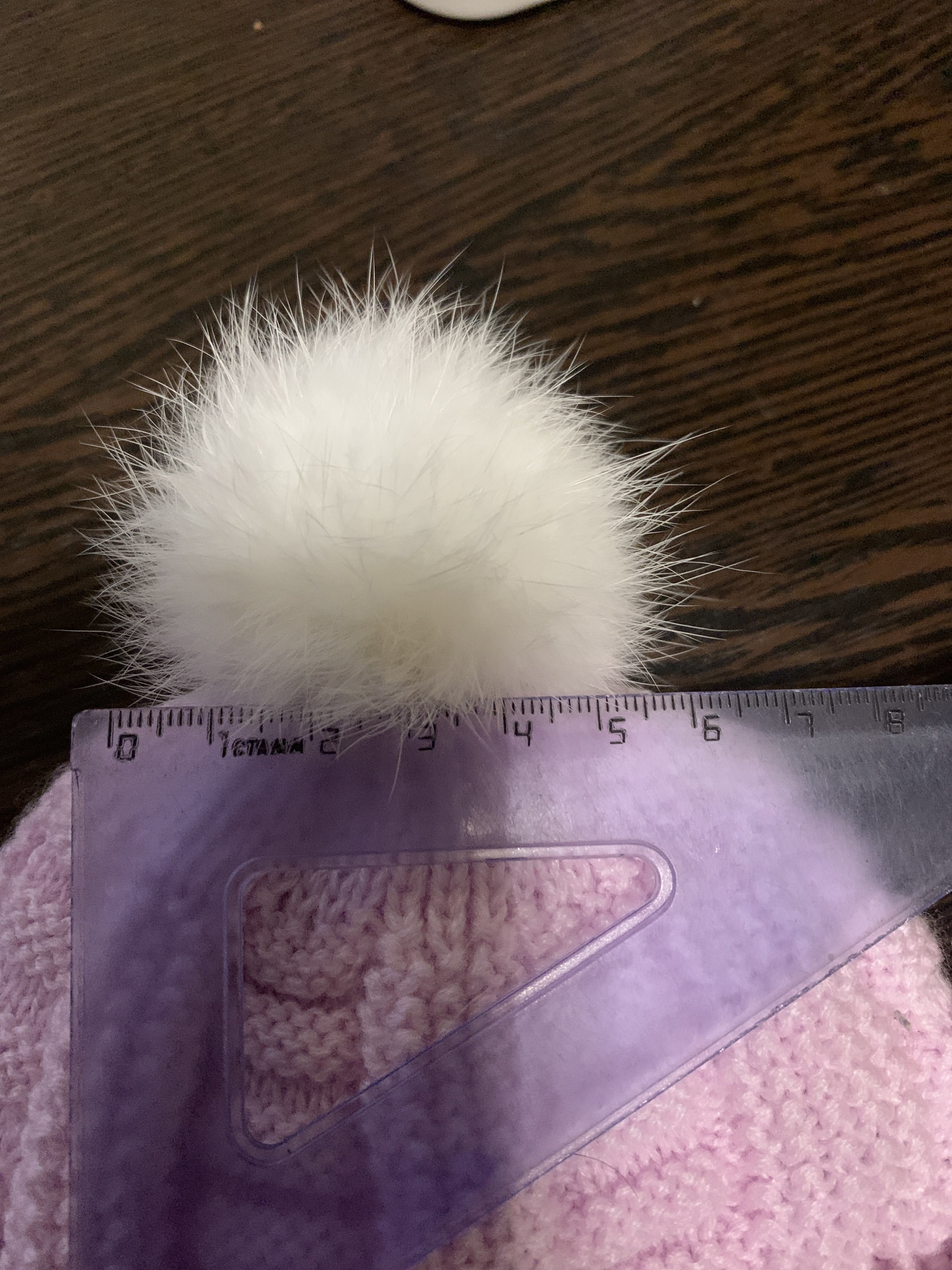 Фотография покупателя товара Помпон из натурального меха зайца, размер 1 шт.: 6 см, цвет белый - Фото 2